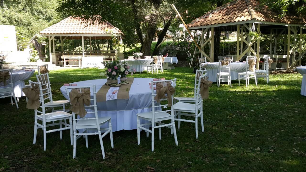 Hotel Paradise Place Kalofer Bagian luar foto